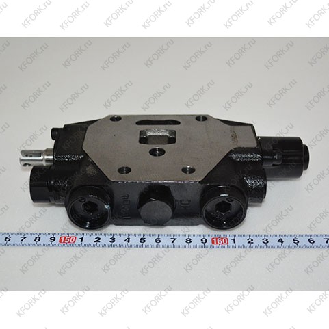 Секция/Valve Assy,Tilt D513764 Doosan